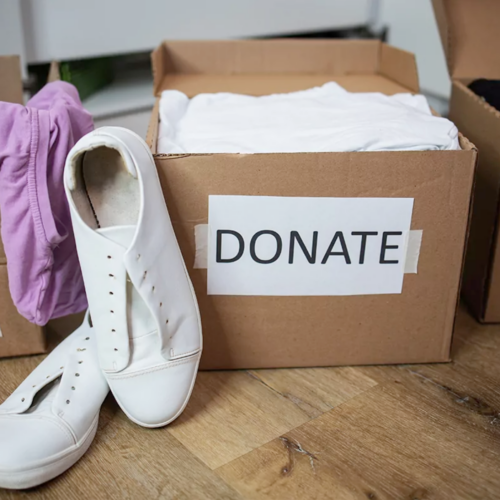 keep discard donate clothing, how to organize your closet