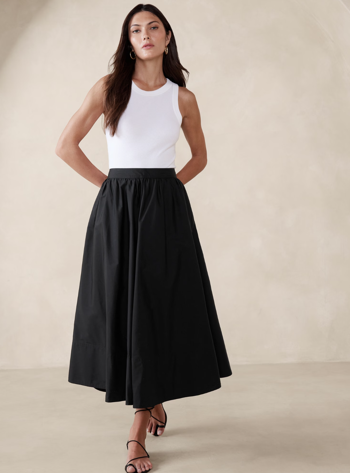 banana republic poplin skirt in black